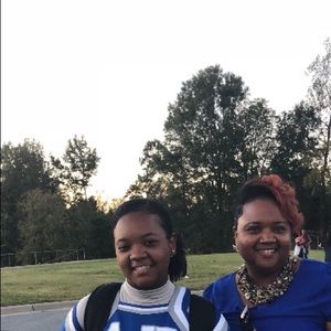 Meet your Posher, Pamela